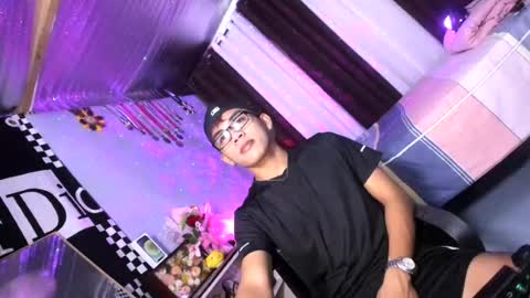 Snapshot of ur_shan21 chatting on June 2026 06:35:02 PM ur_shan21 online show from June 2026 06:35:02 PM