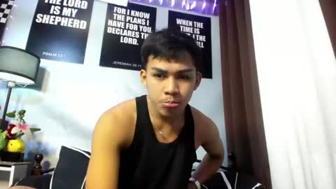 Snapshot of ur_shan21 chatting on August 2026 06:55:01 PM ur_shan21 online show from August 2026 06:55:01 PM