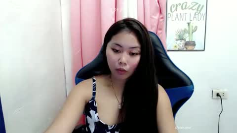 Snapshot of ur_small_girl chatting on November 2025 07:33:02 AM ur_small_girl online show from November 2025 07:33:02 AM