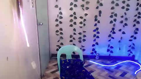 Snapshot of ur_ugly_princess chatting on March 2026 02:04:02 AM chesca online show from March 2026 02:04:02 AM