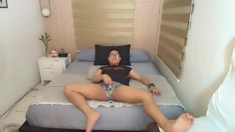 ur xzenxzen online show from May 2026 02:44:01 PM