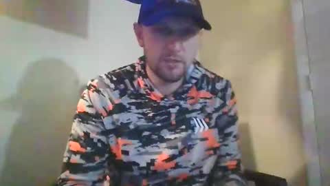 ur_zaddy4now online show from December 2024 09:35:01 PM