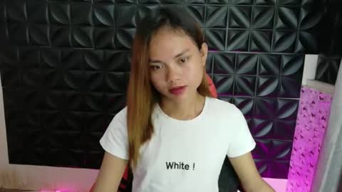 Snapshot of urasian_crisa chatting on April 2026 01:52:02 AM urasian_crisa online show from April 2026 01:52:02 AM