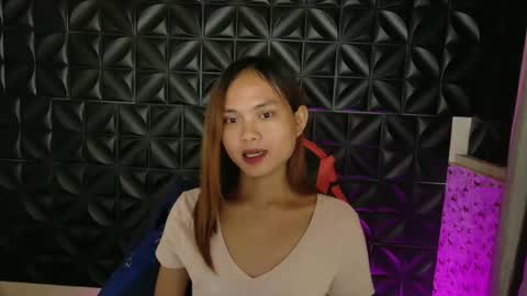 Snapshot of urasian_crisa chatting on April 2026 12:29:02 PM urasian_crisa online show from April 2026 12:29:02 PM