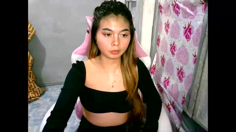 Snapshot of urasian_donna23 chatting on January 2025 03:34:01 PM urasian_donna23 online show from January 2025 03:34:01 PM