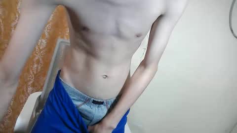 Snapshot of urasian_femboyxxx chatting on April 2026 05:52:01 AM urasian_femboyxxx online show from April 2026 05:52:01 AM