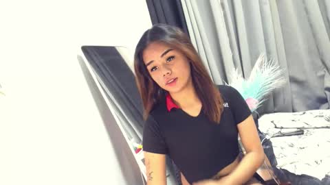 Snapshot of urasian_france69 chatting on September 2025 05:33:01 AM FRANCINE cum with me in pvt or pwrd online show from September 2025 05:33:01 AM