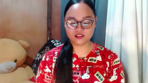 Lycah online show from November 2025 12:54:02 AM