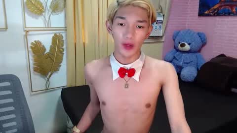 Snapshot of urasian_john20 chatting on April 2026 10:59:01 PM urasian_john20 online show from April 2026 10:59:01 PM