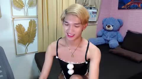 Snapshot of urasian_john20 chatting on May 2026 12:04:01 AM urasian_john20 online show from May 2026 12:04:01 AM