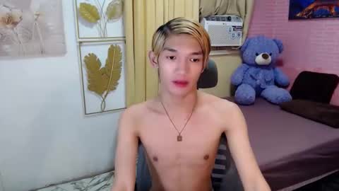 Snapshot of urasian_john20 chatting on May 2026 07:27:01 AM urasian_john20 online show from May 2026 07:27:01 AM