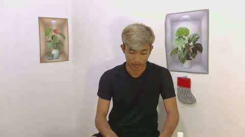 urasian_jomarie online show from February 2026 12:04:02 PM