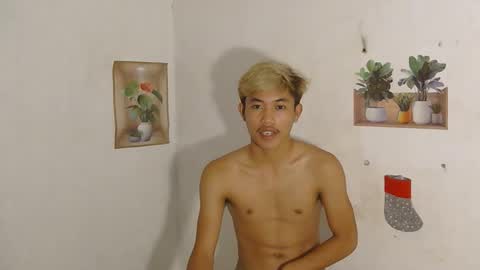 urasian_jomarie online show from April 2026 08:09:01 PM