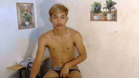 Snapshot of urasian_jomarie chatting on June 2026 02:40:02 AM urasian_jomarie online show from June 2026 02:40:02 AM