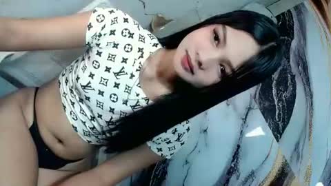 Snapshot of urasian_latinaxxx chatting on June 2026 11:05:01 PM urasian_latinaxxx online show from June 2026 11:05:01 PM