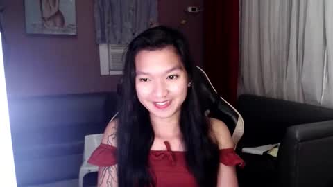 NEWRA  ALLISON online show from October 2025 05:35:01 PM