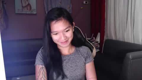 NEWRA  ALLISON online show from October 2025 05:08:02 PM