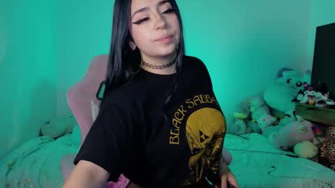 Danielle  online show from February 2026 10:35:01 AM