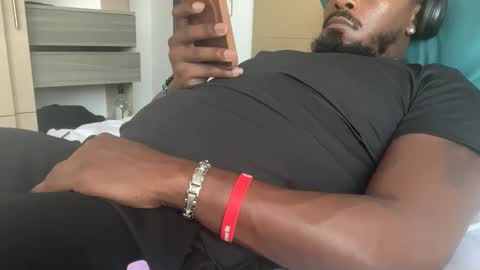 urbandick5 online show from March 2026 12:31:01 PM