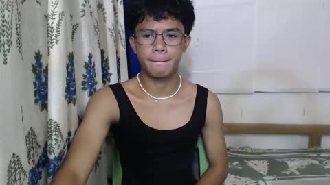 Snapshot of urbbyjosh chatting on January 2025 04:14:02 AM joshua online show from January 2025 04:14:02 AM