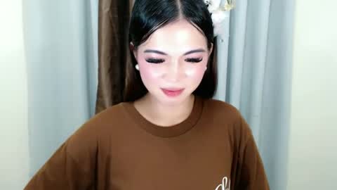 urcutie_ayah online show from November 2025 08:30:01 PM