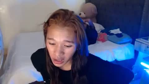 Sweetacyl online show from June 2026 02:17:02 PM
