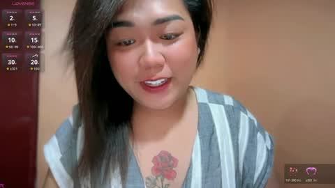 Snapshot of urgirl_dimple chatting on July 2026 04:04:01 AM Dimple online show from July 2026 04:04:01 AM