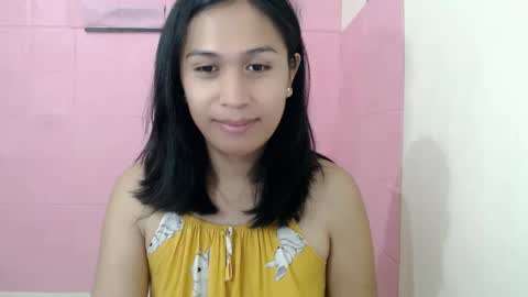 Snapshot of urgirlnabyx chatting on December 2024 02:31:01 AM Call me naby online show from December 2024 02:31:01 AM