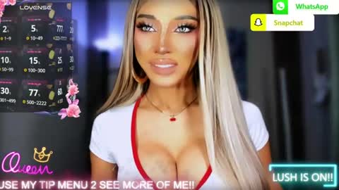 Snapshot of urgoddess_bella chatting on June 2026 01:43:01 AM My bella 3 online show from June 2026 01:43:01 AM