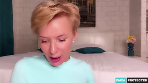 Snapshot of urgoddessjenny chatting on February 2025 01:54:02 PM Jenny online show from February 2025 01:54:02 PM