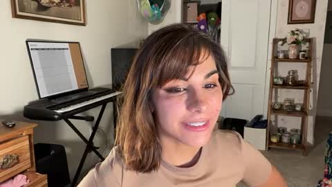 Snapshot of urgoddessmarla chatting on August 2026 01:37:02 AM Goddess Marla online show from August 2026 01:37:02 AM