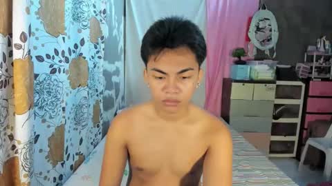 urguy_marco online show from March 2026 05:24:02 AM