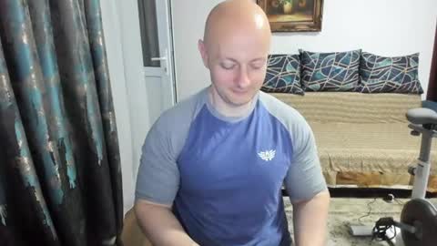 UrGymCrush online show from June 2026 11:53:02 PM