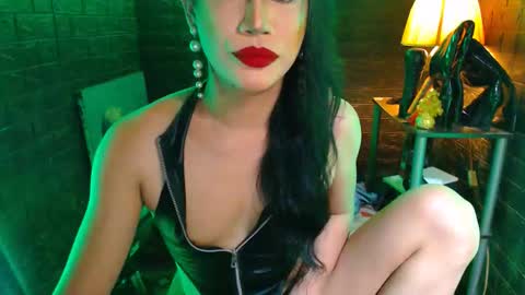 queen norelle online show from March 2026 09:43:01 PM