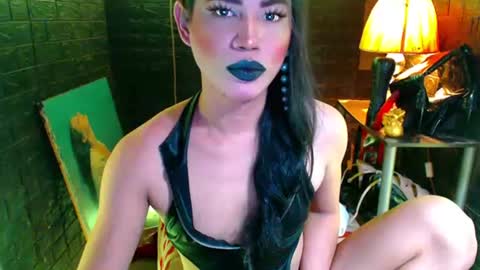 queen norelle online show from July 2026 04:54:02 PM
