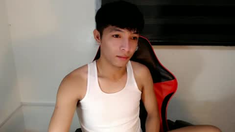 Snapshot of urhotethanxx chatting on July 2026 01:43:01 AM Ethan online show from July 2026 01:43:01 AM