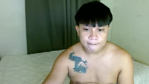 Snapshot of urhotplnoyxxx chatting on December 2024 08:48:01 PM Roiyals online show from December 2024 08:48:01 PM