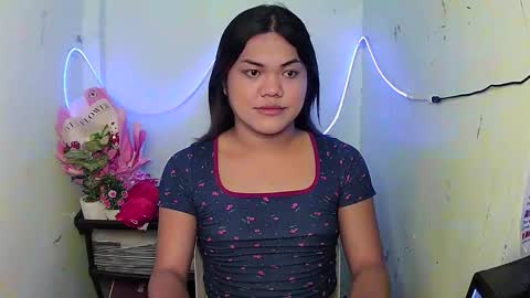 urhottie_bella online show from October 2025 04:07:01 AM