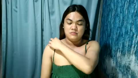 urhottie_bella online show from June 2026 10:32:02 PM