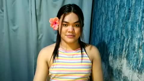 urhottie_bella online show from July 2026 07:05:02 AM