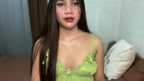 urhottylicious_cum online show from April 2026 12:22:02 PM