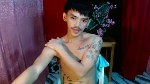 Snapshot of urhunky_boy chatting on June 2026 08:18:01 PM urhunky_boy online show from June 2026 08:18:01 PM