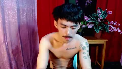Snapshot of urhunky_boy chatting on July 2026 08:40:02 AM urhunky_boy online show from July 2026 08:40:02 AM