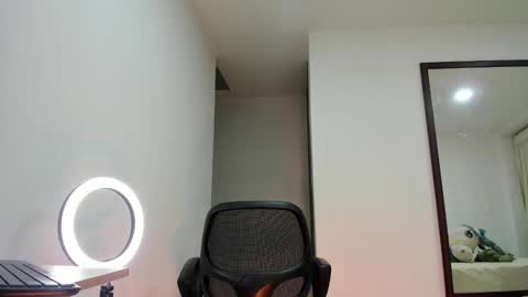 Snapshot of urimare_south chatting on January 2025 12:04:02 AM urimare_south online show from January 2025 12:04:02 AM