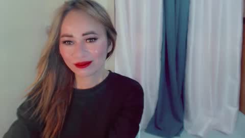 Snapshot of urlovely_che chatting on May 2026 06:32:01 AM urlovely_che online show from May 2026 06:32:01 AM