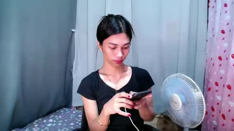 urloverjasmine_xx online show from May 2026 10:50:03 PM