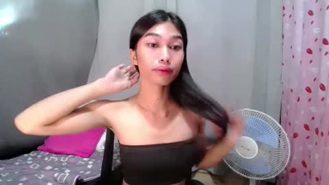 urloverjasmine_xx online show from May 2026 11:56:01 PM