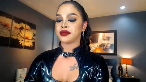 UrMajestyTyra online show from February 2025 05:37:01 AM