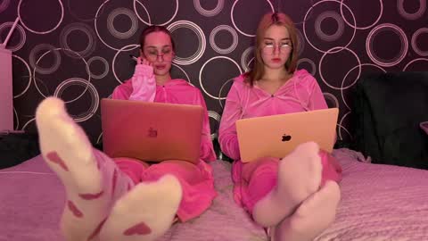 urmissalice online show from December 2024 03:55:01 PM