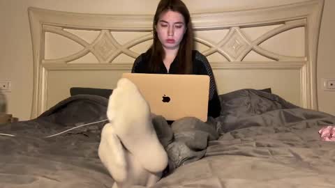 urmissalice online show from February 2025 02:24:01 PM